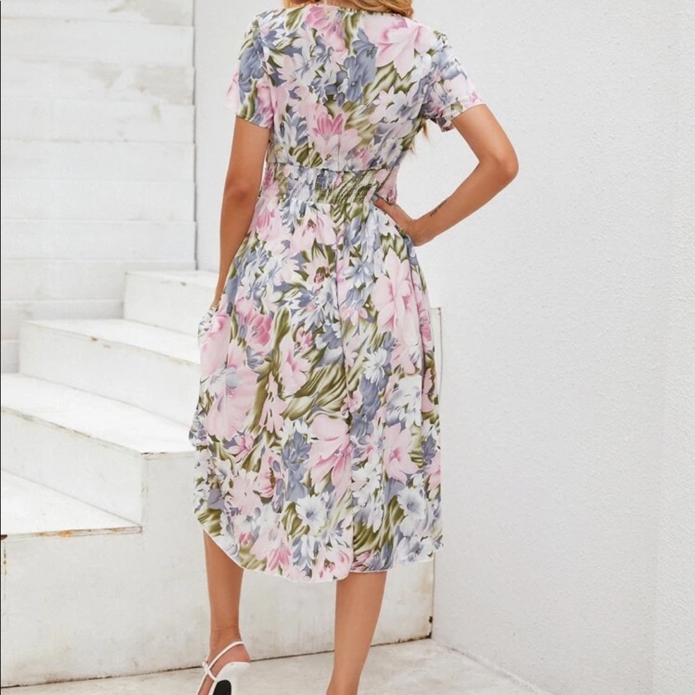 Boho floral print shirred waist dress - Picture 5 of 8